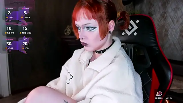 Snapshot of NicoleFlloret chatting on October 3, 2025, 8:32 pm NicoleFlloret online show from October 3, 2025, 8:32 pm