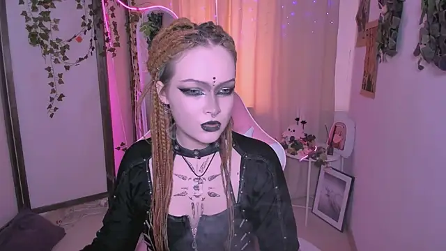 Snapshot of NicoleFlloret chatting on March 4, 2025, 11:08 am NicoleFlloret online show from March 4, 2025, 11:08 am