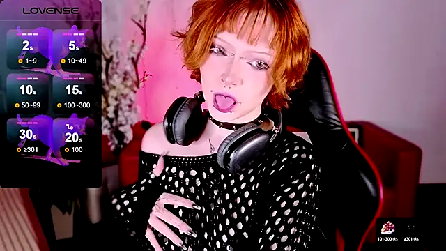 Snapshot of NicoleFlloret chatting on September 29, 2025, 8:25 pm NicoleFlloret online show from September 29, 2025, 8:25 pm