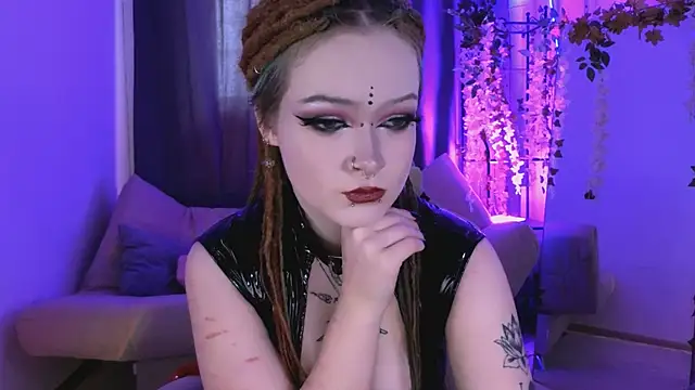 Snapshot of NicoleFlloret chatting on March 10, 2025, 9:12 am NicoleFlloret online show from March 10, 2025, 9:12 am