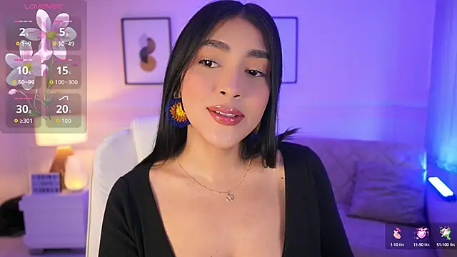 Snapshot of JulesBenett chatting on September 17, 2025, 11:34 am JulesBenett online show from September 17, 2025, 11:34 am