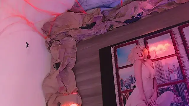 Snapshot of SashaNova chatting on October 30, 2025, 5:06 am SashaNova online show from October 30, 2025, 5:06 am