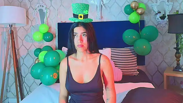 Mia Montess online show from March 14, 2025, 12:18 pm