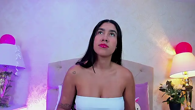 Mia Montess online show from March 31, 2026, 1:46 pm