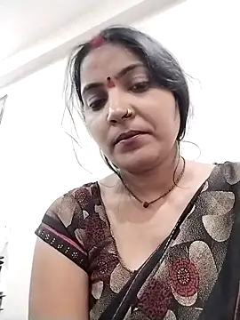 Snapshot of Maidangirl chatting on November 9, 2025, 2:10 pm Maidangirl online show from November 9, 2025, 2:10 pm