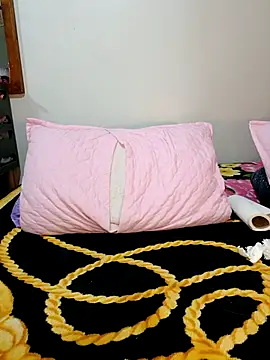 BellyDancer1 online show from December 5, 2025, 12:21 am