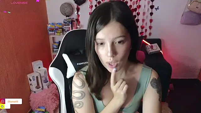 Hot G B xxx online show from March 8, 2025, 8:46 pm