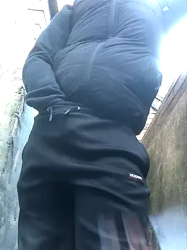 Snapshot of Donnydon79 chatting on September 16, 2025, 4:19 pm Donnydon79 online show from September 16, 2025, 4:19 pm