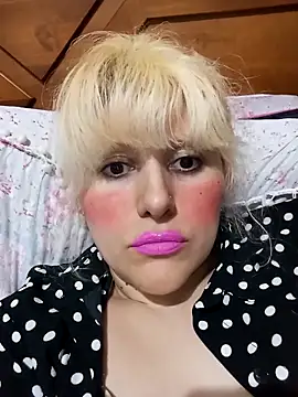 BelleQueen online show from October 2, 2025, 4:05 am