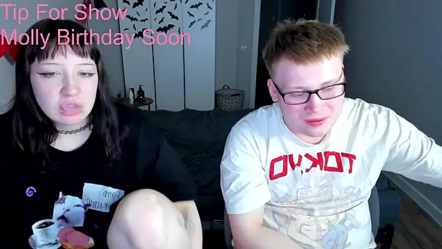 JayMollyy online show from May 25, 2026, 6:17 pm