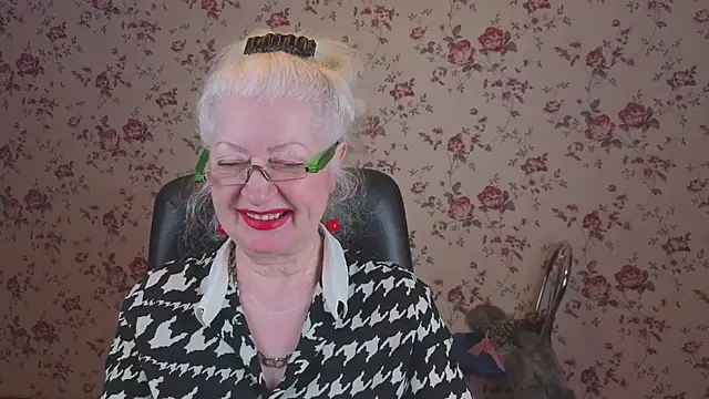 Maya Mayflower online show from March 2, 2026, 2:56 am