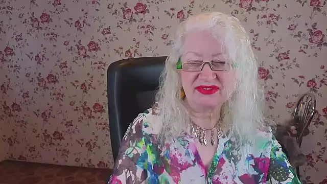 Maya Mayflower online show from April 13, 2026, 3:21 am