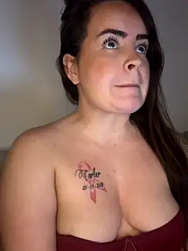 Snapshot of Sophie_23XX chatting on December 5, 2025, 7:23 pm Sophie 23XX online show from December 5, 2025, 7:23 pm