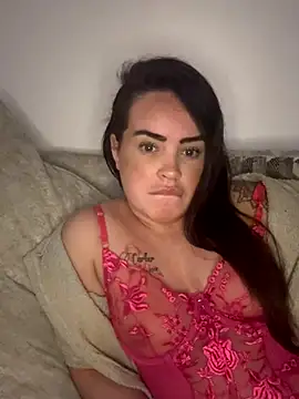 Snapshot of Sophie_23XX chatting on November 23, 2025, 5:12 pm Sophie 23XX online show from November 23, 2025, 5:12 pm