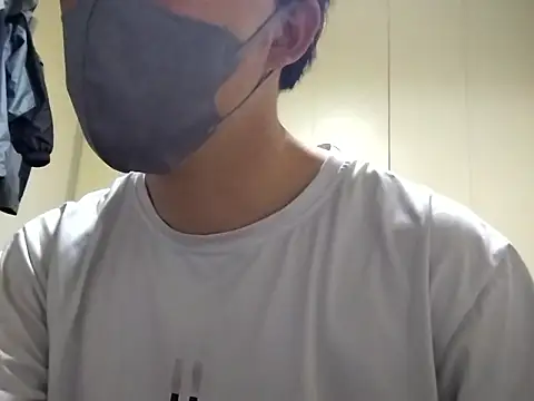 Snapshot of taaaaaa- chatting on February 14, 2026, 1:11 pm taaaaaa- online show from February 14, 2026, 1:11 pm