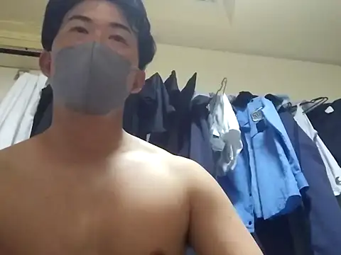 Snapshot of taaaaaa- chatting on September 28, 2025, 4:47 pm taaaaaa- online show from September 28, 2025, 4:47 pm