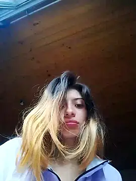 KratosAfroditacs online show from January 6, 2026, 12:42 pm