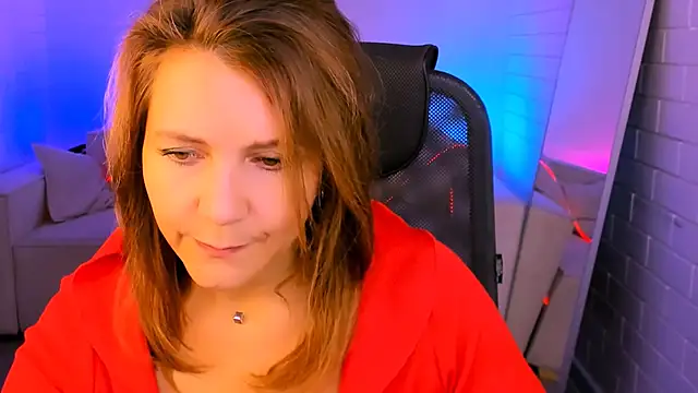 NicoleHitman online show from November 8, 2025, 9:13 am