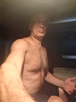 aleksis1313 online show from November 12, 2025, 5:39 pm