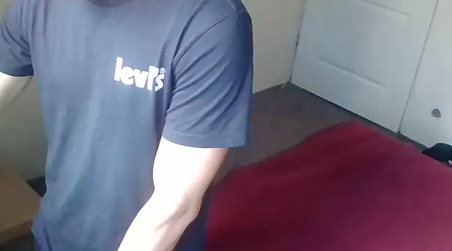 Snapshot of Enoch981 chatting on March 6, 2025, 10:41 am Enoch981 online show from March 6, 2025, 10:41 am