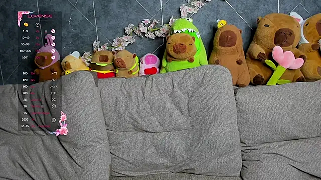 Snapshot of EvaTheHeart chatting on October 1, 2025, 7:46 am EvaTheHeart online show from October 1, 2025, 7:46 am