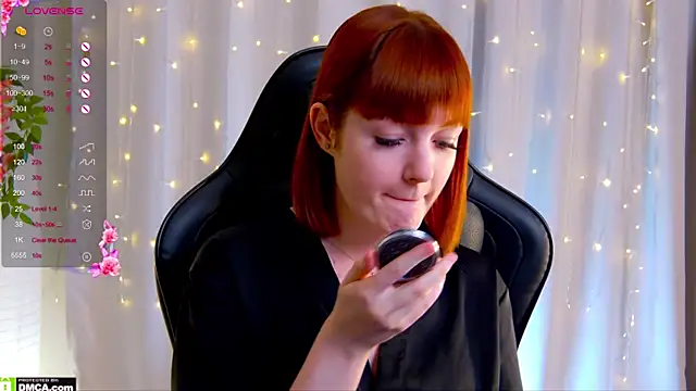 Snapshot of Ashley_Nicks chatting on October 16, 2025, 2:20 am Ashley Nicks online show from October 16, 2025, 2:20 am