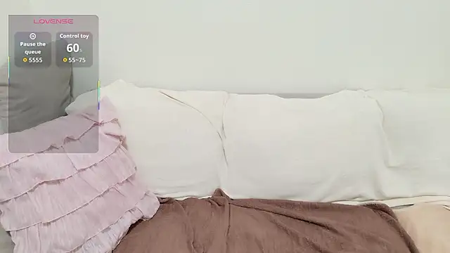 Snapshot of pppYukaqqq chatting on December 23, 2025, 11:09 am pppYukaqqq online show from December 23, 2025, 11:09 am