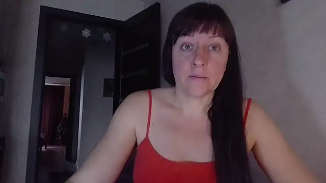 Snapshot of CarolinaReaperRed chatting on December 4, 2025, 6:34 am CarolinaReaperRed online show from December 4, 2025, 6:34 am