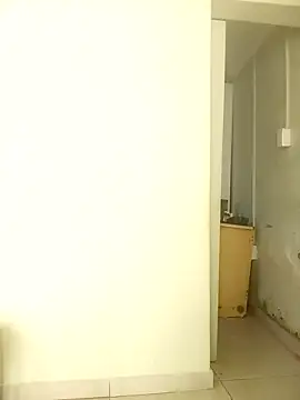 Latte1204 online show from November 20, 2025, 1:23 pm