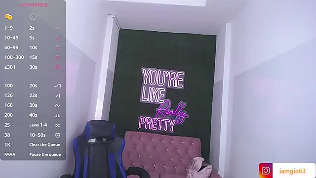 andrea torres t online show from March 10, 2025, 4:46 pm