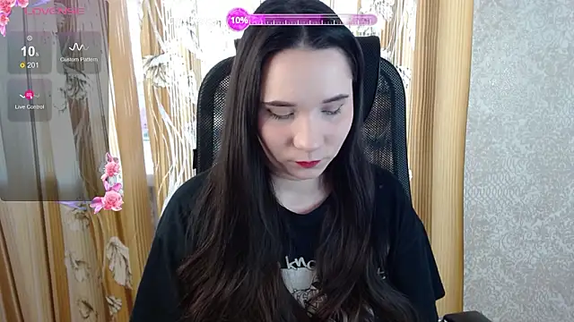 KateForLove online show from March 6, 2026, 10:10 am