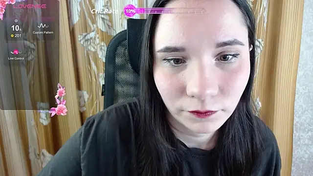 KateForLove online show from October 18, 2025, 1:02 pm