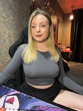 Snapshot of Lina_ly chatting on November 14, 2025, 9:07 pm Lina ly online show from November 14, 2025, 9:07 pm