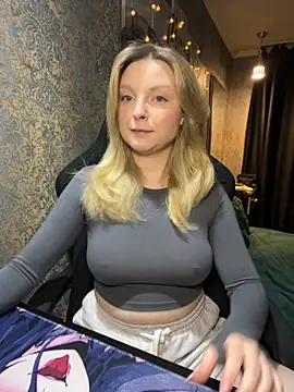 Snapshot of Lina_ly chatting on November 4, 2025, 9:07 pm Lina ly online show from November 4, 2025, 9:07 pm