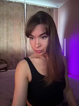 Mary Kiitty online show from November 17, 2025, 11:47 am