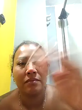 Ariana Rodriguez online show from October 25, 2025, 3:56 pm