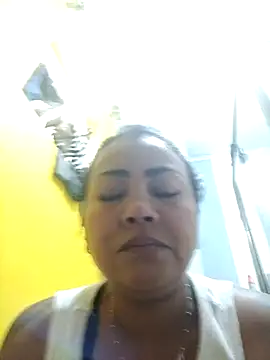 Ariana Rodriguez online show from January 12, 2026, 1:40 pm