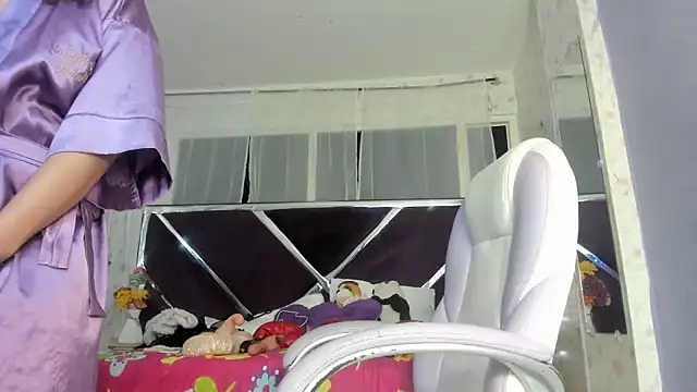 Snapshot of emma_morgan_1 chatting on October 20, 2025, 10:49 am emma morgan 1 online show from October 20, 2025, 10:49 am