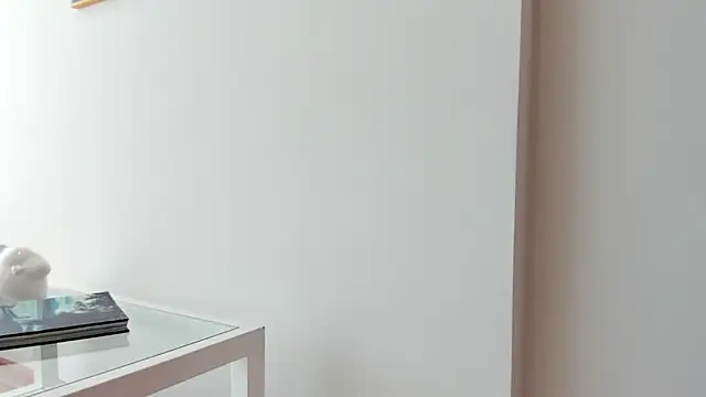 Snapshot of Shaday_sm1th chatting on December 22, 2025, 1:55 pm Shaday sm1th online show from December 22, 2025, 1:55 pm