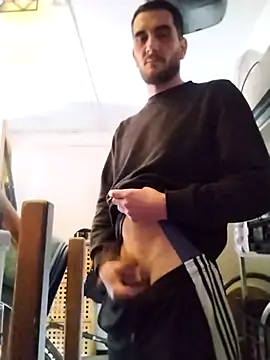 Snapshot of Anthopassif84 chatting on March 16, 2025, 3:39 pm Anthopassif84 online show from March 16, 2025, 3:39 pm