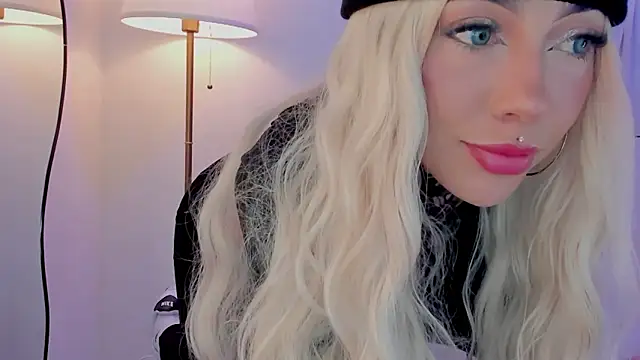 Snapshot of Dani_Valen chatting on November 5, 2025, 10:57 pm Dani Valen online show from November 5, 2025, 10:57 pm