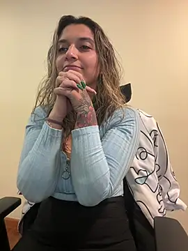 Isabella Varella online show from February 26, 2026, 12:27 pm