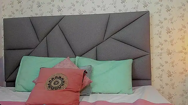 Snapshot of Liz_ortega30 chatting on November 2, 2025, 7:08 pm Liz ortega30 online show from November 2, 2025, 7:08 pm