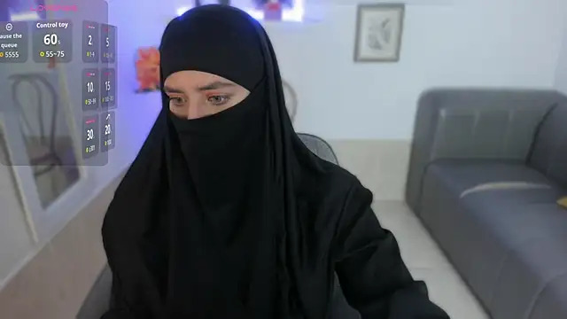 Snapshot of salma_arabicc chatting on December 4, 2025, 4:44 am salma arabicc online show from December 4, 2025, 4:44 am