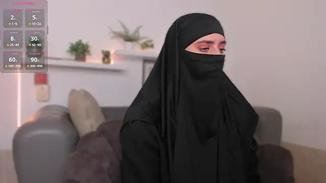 Snapshot of salma_arabicc chatting on May 25, 2026, 4:12 am salma arabicc online show from May 25, 2026, 4:12 am