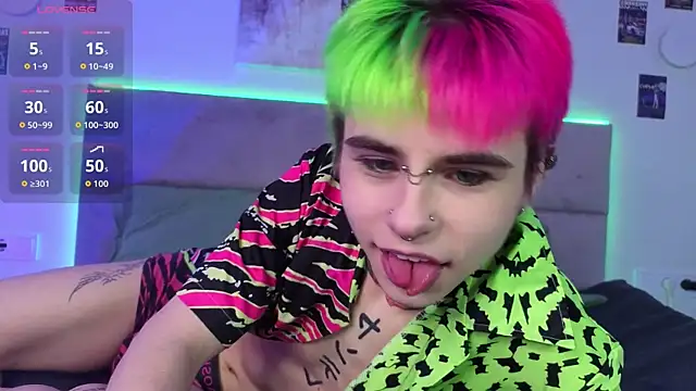 Snapshot of Alex_Vallley chatting on November 2, 2025, 11:10 pm Alex Vallley online show from November 2, 2025, 11:10 pm