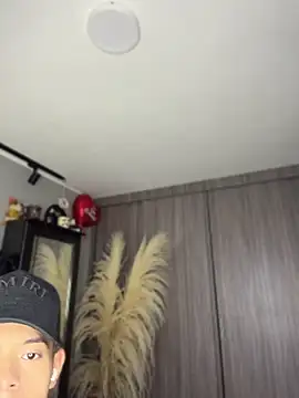 ErosKhaos online show from April 15, 2026, 11:05 pm