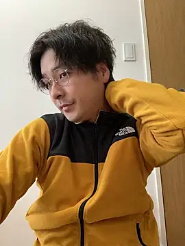 Snapshot of waka3232 chatting on November 3, 2025, 2:39 am waka3232 online show from November 3, 2025, 2:39 am