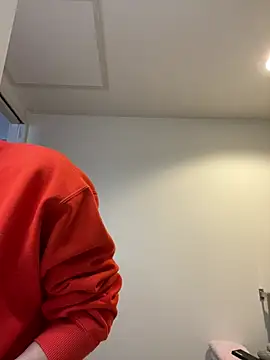 waka3232 online show from April 14, 2026, 12:48 am