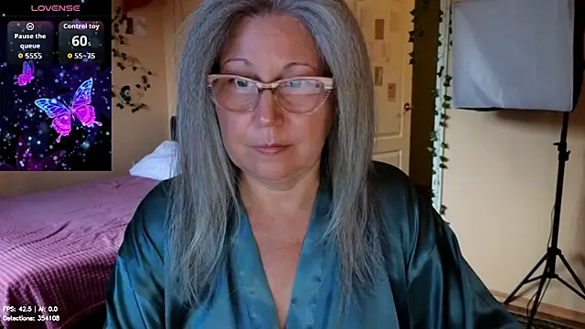 Snapshot of Wane_Witch chatting on July 15, 2026, 4:14 pm Wane Witch online show from July 15, 2026, 4:14 pm